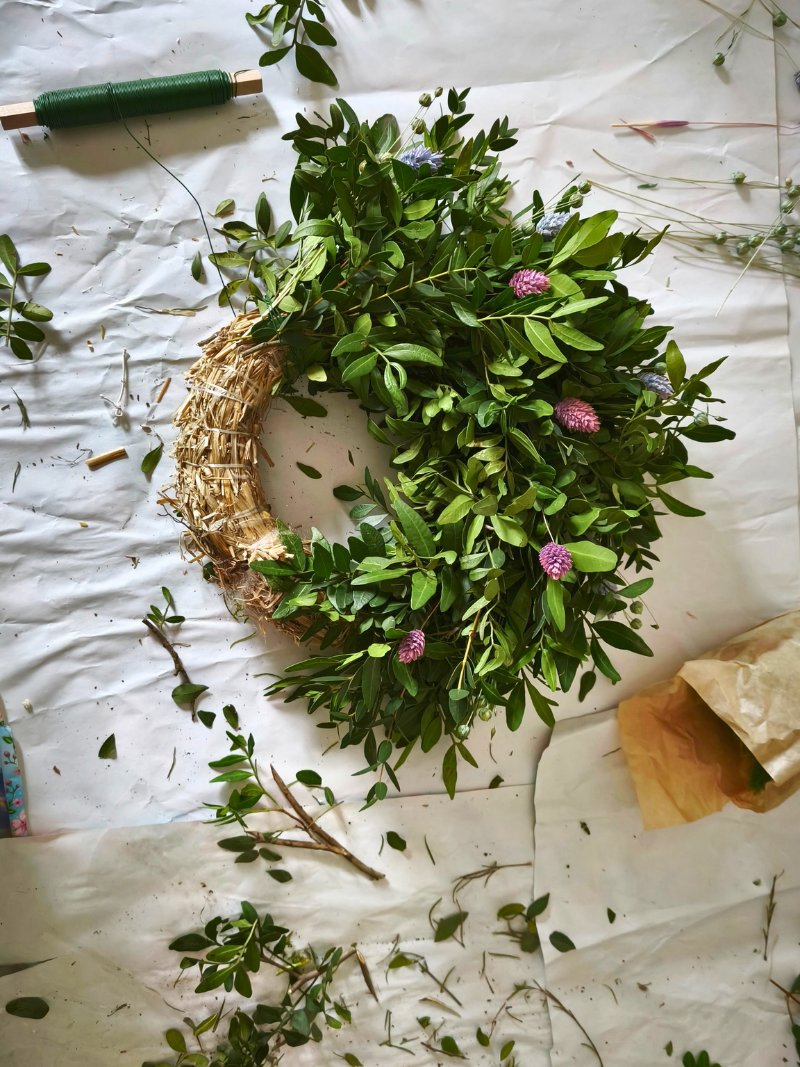 DIY box „Vytvoř si svůj jarní věnec“